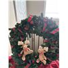 Image 2 : Holiday Decorations Including Wreath, Tree, and Decorative Accents