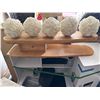 Image 2 : Wooden Candy Table Topper with Five Floral Decorations and Play Kitchen