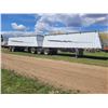 Image 1 : 2000 Cancade Super B Grain trailer. 28ft lead trailer, 31ft rear trailer. V.G Hankook 11R24.5 tires.