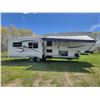 Image 2 : 2005 Open Road 5th wheel Holiday trailer, approx. 36 ft, 3 slides, awning, queen size bed, shower, w