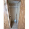 Image 38 : 2005 Open Road 5th wheel Holiday trailer, approx. 36 ft, 3 slides, awning, queen size bed, shower, w