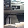 Image 16 : 1992 Chevy 4x4 K1500, 5.7 auto, 4WD, runs with a prime, showing 423,633 Kms, VIN: 1GCEK14H4NE137555