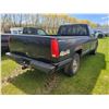Image 4 : 1992 Chevy 4x4 K1500, 5.7 auto, 4WD, runs with a prime, showing 423,633 Kms, VIN: 1GCEK14H4NE137555