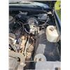 Image 10 : 1993 GMC C1500, auto, 5.7 engine, 2WD, runs with a Prime, has fuel pump issues, Full load cloth inte
