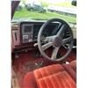 Image 21 : 1993 GMC C1500, auto, 5.7 engine, 2WD, runs with a Prime, has fuel pump issues, Full load cloth inte