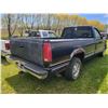 Image 4 : 1993 GMC C1500, auto, 5.7 engine, 2WD, runs with a Prime, has fuel pump issues, Full load cloth inte