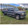 Image 3 : 2002 Chevy 2500 HD, 6.6 Duramax diesel, auto, crew cab, long box, 5th wheel rails, 150-gal road vaul