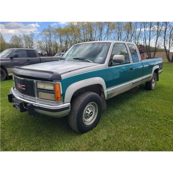 1993 GMC K2500, ext. cab, long bed, 4x4 auto, 6.5 turbo diesel, 150-gal tidy tank c/w pump, trailer 