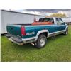 Image 4 : 1993 GMC K2500, ext. cab, long bed, 4x4 auto, 6.5 turbo diesel, 150-gal tidy tank c/w pump, trailer 