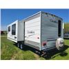 Image 4 : 2005 Cherokee Forest River, approx. 32 ft Lite pull trailer, 2 slides, c/w weight distribution hitch