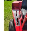 Image 7 : Steiner 52 inch Zero turn mower.  Showing 531 hrs, Onan 20 HP, elec. start, runs intermittently. Hyd