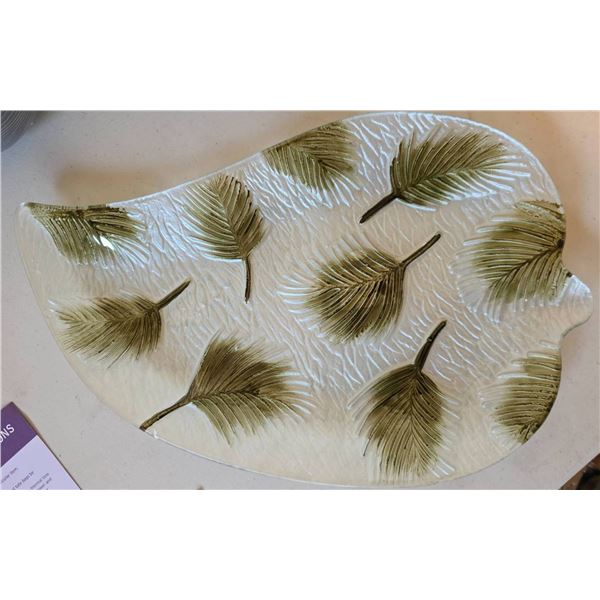 NEW - Temptations Dining and Serveware Set with Leaf Tray and Flower Motifs