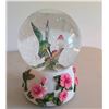 Image 2 : Musical Hummingbird Globe and Capodimonte Rose Candle Holders