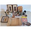 Image 1 : Decorative Items Collection Featuring Indian and Australian Themes