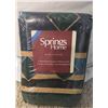 Image 2 : Bedding Lot: Body Pillow, HomeSuite 6-Piece Sheet Sets, and Springs Pillowcases