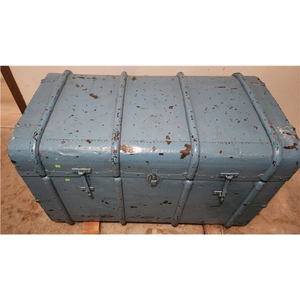 Vintage Blue Storage Trunk with Hinged Lid and Interior Lining, 40 x 23 x 22 Inches
