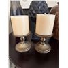 Image 7 : Decorative Lot Including Vase, Bowl, Candles, and Accessories