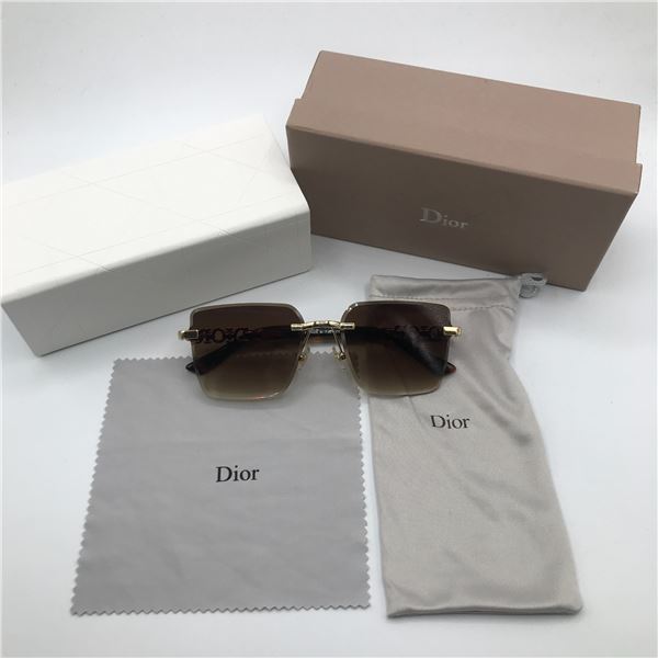 BRAND NEW SUNGLASSES WITH BOX