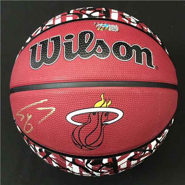 SHAQUILLE ONEAL SIGNED MIAMI HEAT BASKETBALL (ACE COA)
