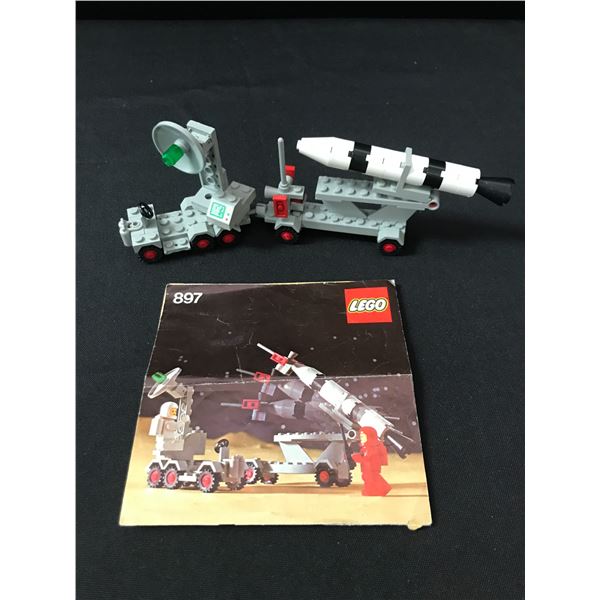 LEGO #897 SPACE VINTAGE CONSTRUCTED AND COMPLETE