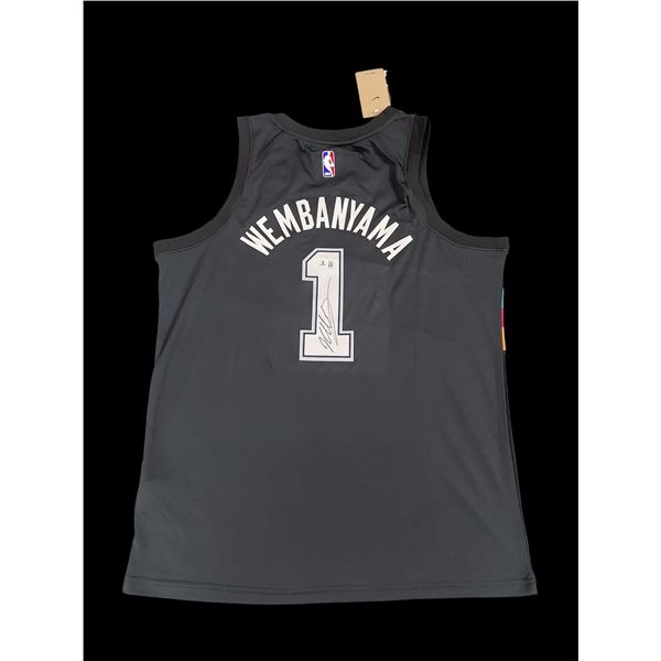 VICTOR WEMBANYAM SIGNED SAN ANTONIO SPURS JERSEY - BECKETT COA