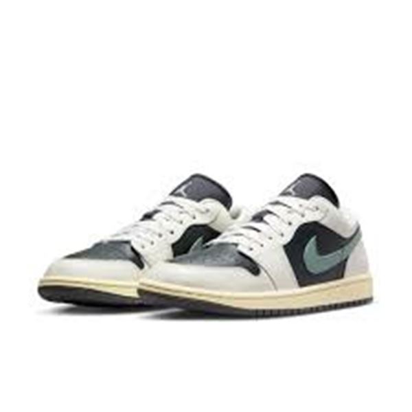 Nike WMNS Air Jordan 1 Low (Anthracite/Jade Smoke-Sail)