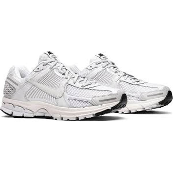 Nike Zoom Vomero 5 (Vast Grey/Vast Grey-Black-Sail)