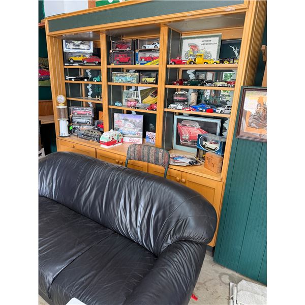 30 + collector diecast model cars/trucks etc