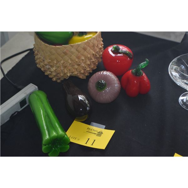 COLLECTION OF GLASS VEGETABLES W/BASKET (10 PCS)