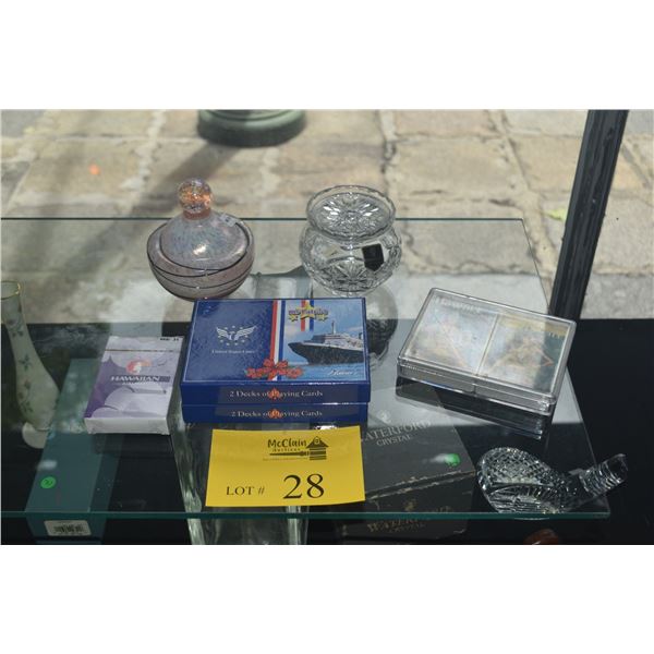MIXED LOT: LIDDED JARS & COLLECTOR CARDS (6 PCS)