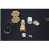 Image 8 : DISPLAY CASE W/FROG COLLECTION (28 PCS)