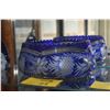 Image 2 : VINTAGE 9" COBALT BLUE CUT TO CLEAR CRYSTAL BOWL