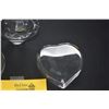 Image 3 : CRYSTAL HEART BUD BASE, VAL LAMBERT PAPERWEIGHT W/EAGLE MOTIF & ORREFORS CRYSTAL HEART (3 PCS)