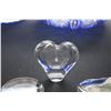 Image 4 : CRYSTAL HEART BUD BASE, VAL LAMBERT PAPERWEIGHT W/EAGLE MOTIF & ORREFORS CRYSTAL HEART (3 PCS)