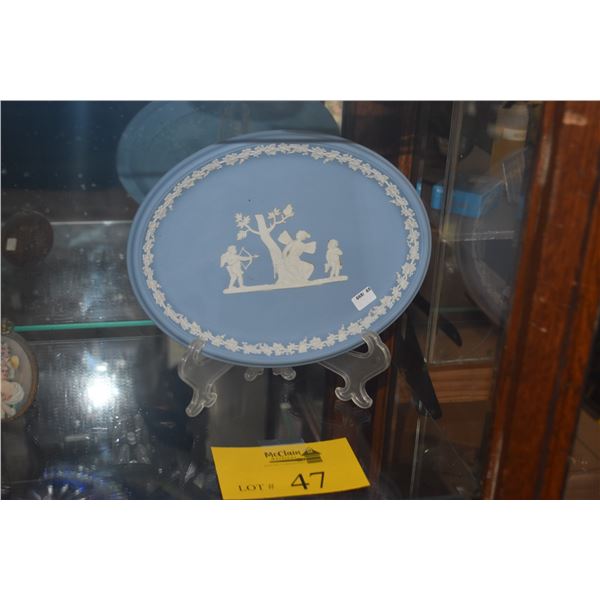 WEDGWOOD PLATE (DOES NOT INCLUDE STAND)