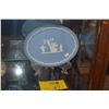 Image 1 : WEDGWOOD PLATE (DOES NOT INCLUDE STAND)