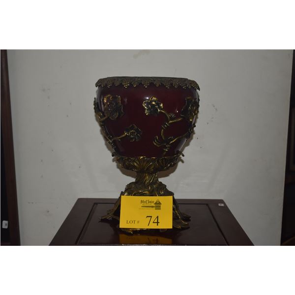 VINTAGE URN W/BURGANDY CERAMIC & GILT METAL MOUNTS (12")