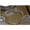 Image 3 : ETCHED GLASS TRAYS & ROYAL HAWAIIAN PLATE (4 PCS) (DOES NOT INCLUDE STAND)