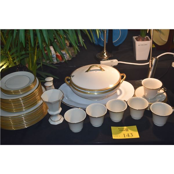 LENOX CHINA, ETERNAL PATTERN (42 PCS)