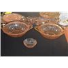 Image 17 : COLLECTION OF VINTAGE 1930'S JEANNETTE GLASS PINK DEPRESSION GLASS PLATES, BOWLS, CUPS, CREAMER, ETC