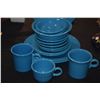 Image 3 : FIESTA TURQUOISE CLASSIC RIM DINNERWARE (16 PCS)