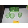 Image 1 : VINTAGE HAZEL ATLAS URANIUM GLASS GREEN CRISS CROSS REFRIGERATOR DISH, GREEN DEPRESSION GLASS MEASUR