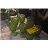 Image 1 : IVINNA GREEN SCROLL WATER GOBLETS & GREEN CANDLE STICK HOLDERS (10 PCS)