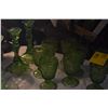 Image 3 : IVINNA GREEN SCROLL WATER GOBLETS & GREEN CANDLE STICK HOLDERS (10 PCS)