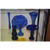 Image 2 : BLUE ART GLASS VASES (5 PCS)