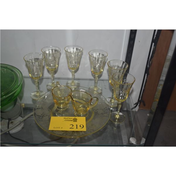 COLLECTION OF FOSTORIA DEPRESSION GLASS (9 PCS)