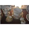 Image 16 : VINTAGE FRANCISCAN APPLE CERAMIC BOWLS, PLATES, CUPS, SERVING PIECES, TEAPOTS, CREAMER, SUGAR, ETC. 