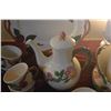 Image 17 : VINTAGE FRANCISCAN APPLE CERAMIC BOWLS, PLATES, CUPS, SERVING PIECES, TEAPOTS, CREAMER, SUGAR, ETC. 