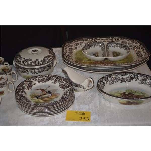 COLLECTION OF SPODE PLATES, BOWLS, SERVING PLATTERS, COFFEE, CREAMER, SUGAR & GRAVY BOAT & JOSIAH WE