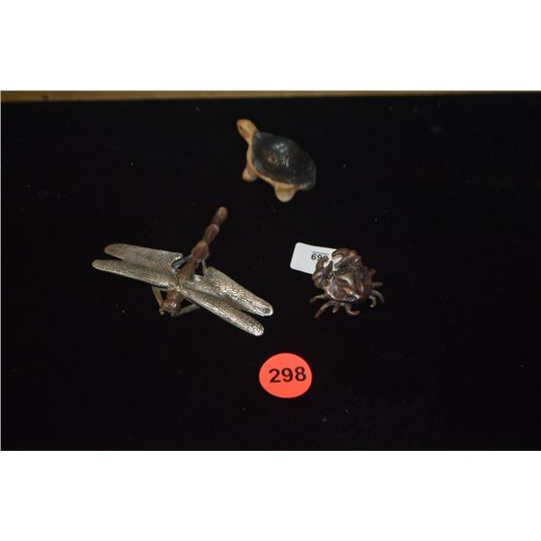 MIXED LOT: SILVER & KARAKANE BRONZE DRAGONFLY CERAMIC TUMBLER & ART CULTURED CRAB (3 PCS)